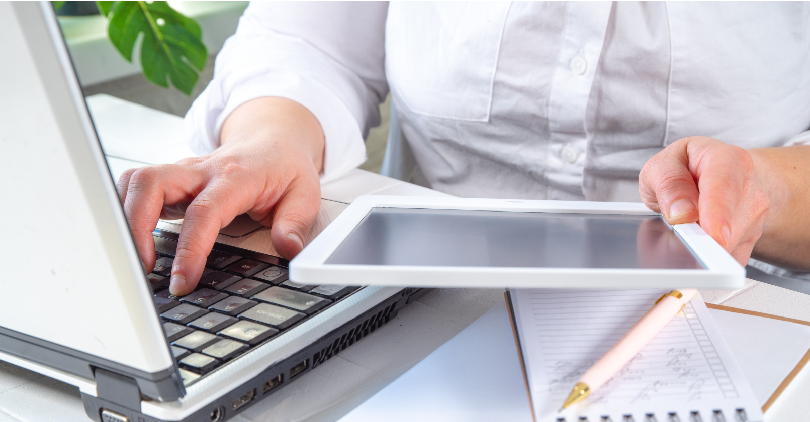 A person trying to solve mobility issue with multiple devices